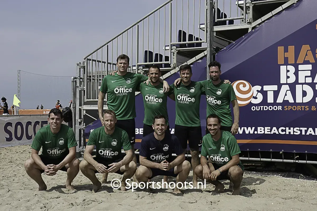 BS Scheveningen laat goed Beach Soccer voetbal zien